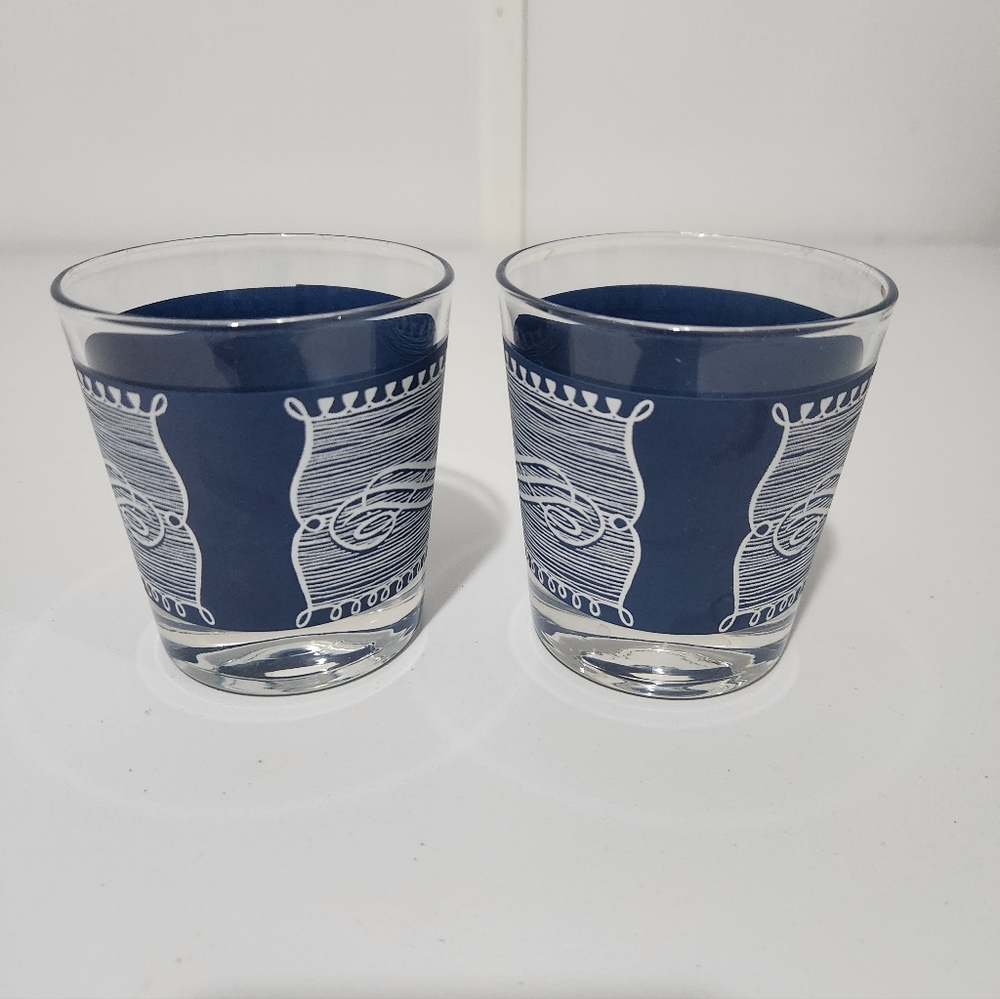 Currier&Ives Blue Patterned Glass Low Ball Tumblers, Set Of 2 - Picture 2 of 4